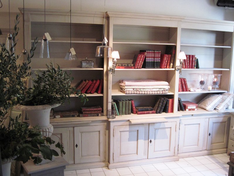 bibliothque sur mesure, vaisselier sur mesure, cration Mas de Curebourg,